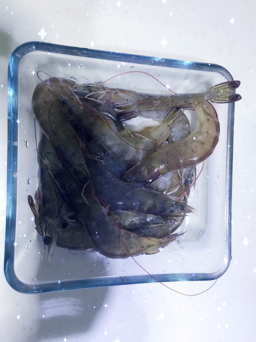 白灼虾的做法图解1