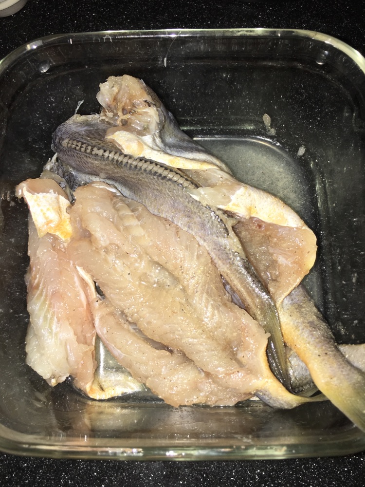 苔条黄鱼的做法图解2