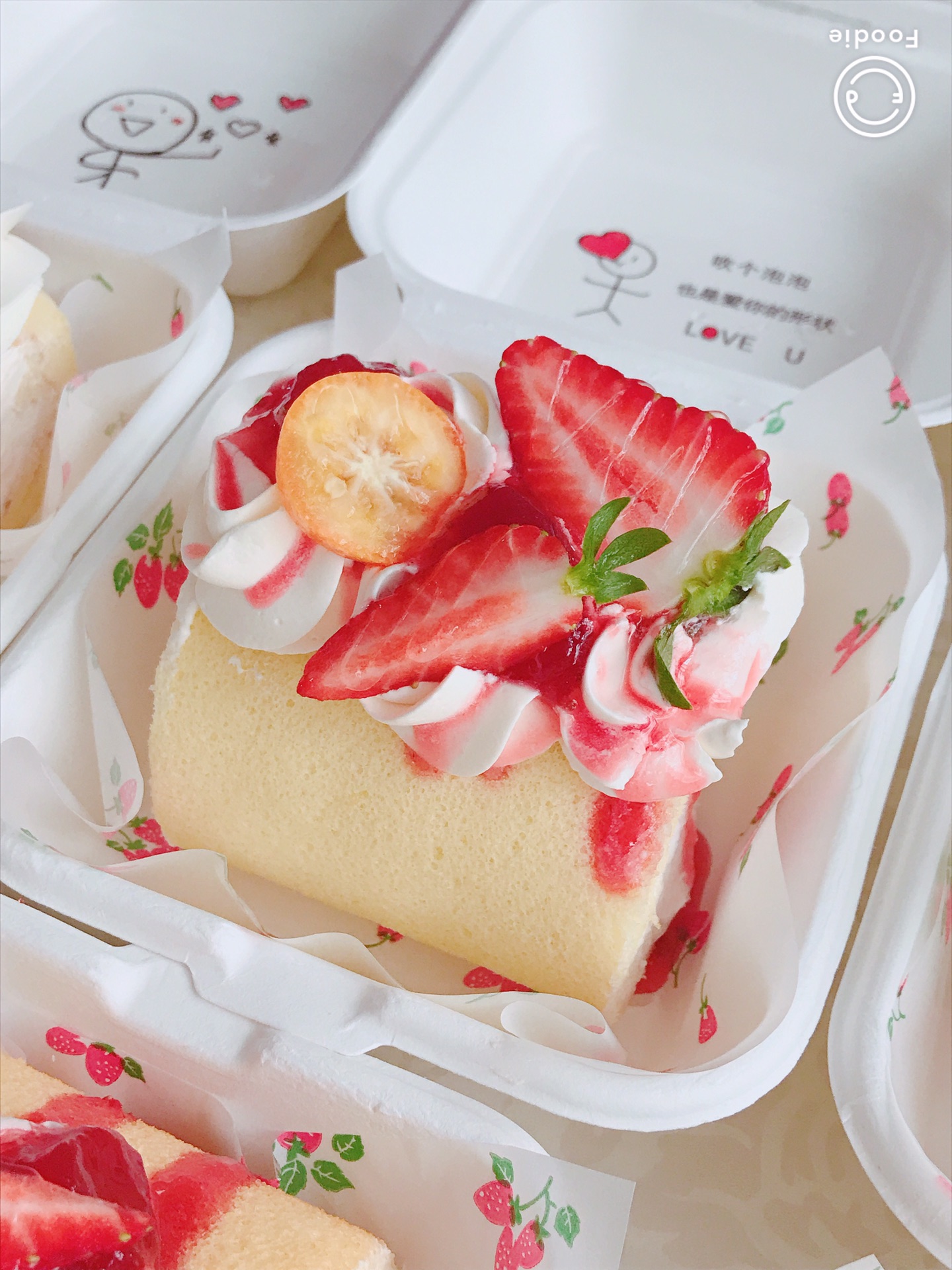 Strawberry cake roll