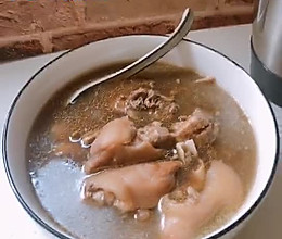 猪脚四物汤的做法
