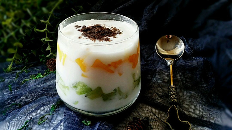 创意美食【自制酸奶鲜果粒杯】的做法