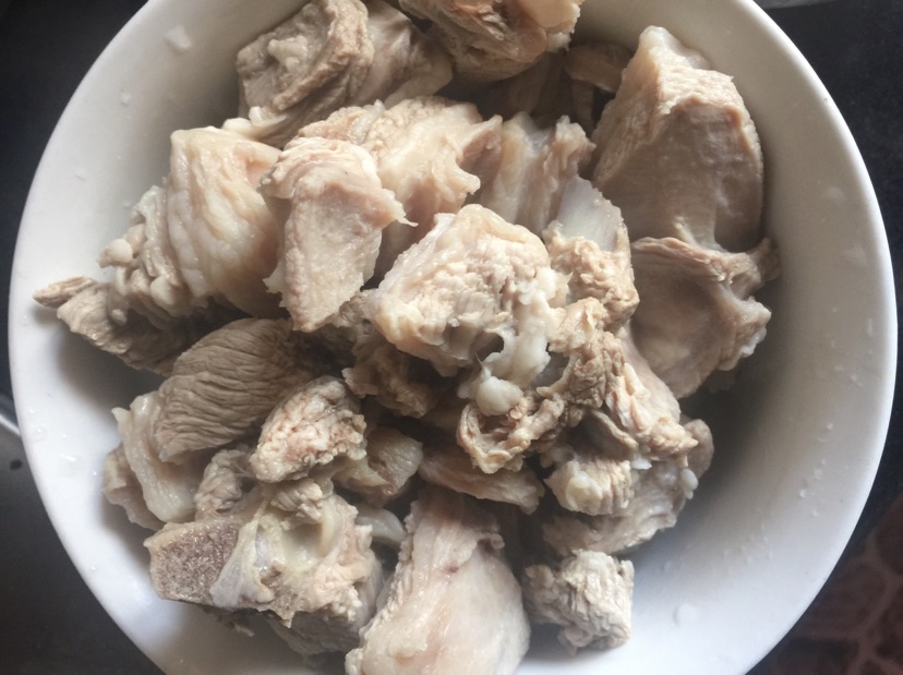 山药羊肉汤的做法图解1