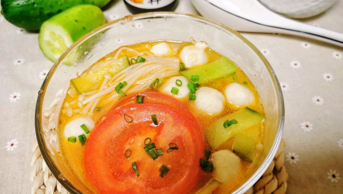 北京深秋的一碗番茄鱼丸汤