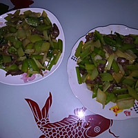 芹菜炒鸡杂(鸡心鸡肾)的做法图解6