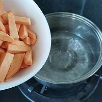 香香甜甜的拔丝红薯（地瓜）#金龙鱼橄调-橄想橄做#的做法图解2