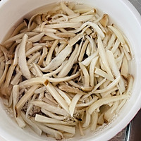 #珍选捞汁 健康轻食季#捞汁鲜菌菇的做法图解7