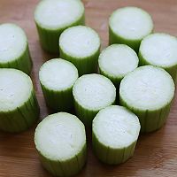 丝瓜酿肉#美食新势力#的做法图解2