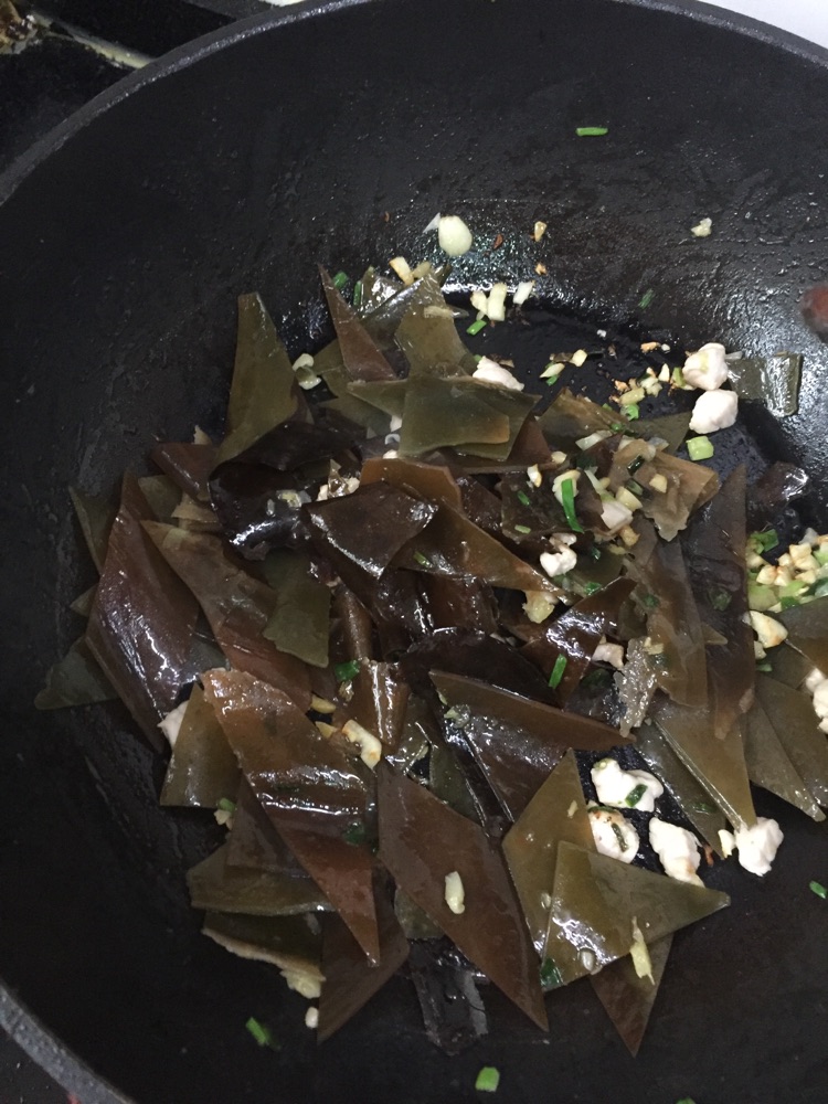土豆烧海带的做法图解8