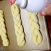 青酱（松子罗勒蒜香）辫子面包的做法图解6
