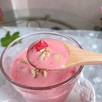 #精品菜谱挑战赛#粉红草莓奶昔的做法图解8
