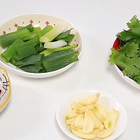 #感恩节为TA做顿饭#加拿大北极虾生虾麻辣香锅的做法图解2