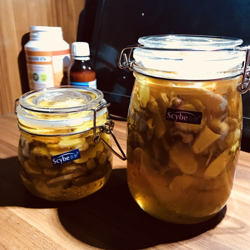 Pickled ginger with honey