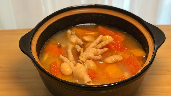 1分钟学会夏日靓汤：鸡爪木瓜汤（附蘸酱）