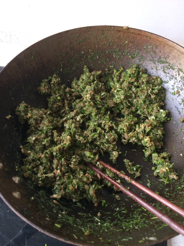 茴香馅饺子的做法图解2