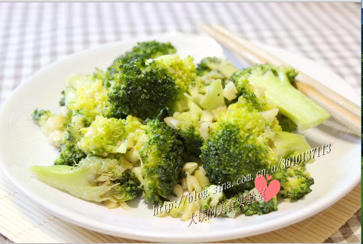 简单美味的减肥菜——蒜蓉西兰花的做法