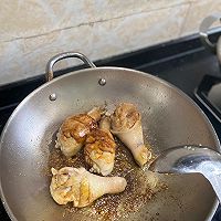 鸡腿炖蘑菇的做法图解4