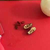 冰糖蒸雪梨的做法图解2