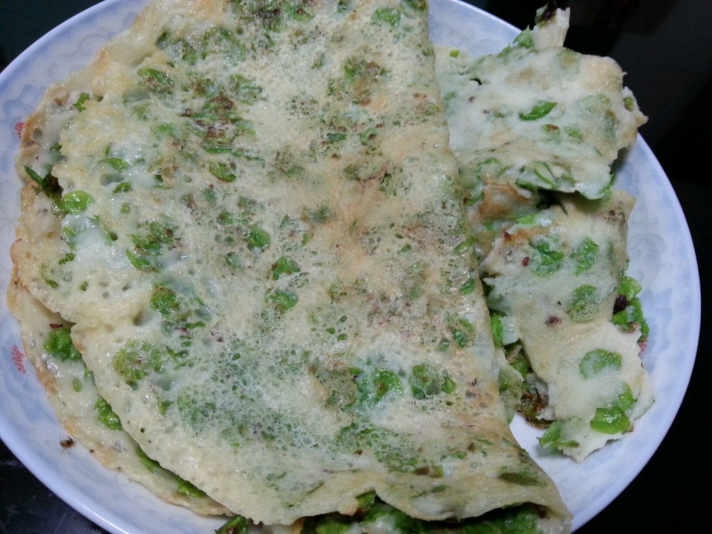 乐乐自家菜---榆钱煎饼