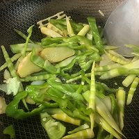 竹笋炒肥牛片的做法图解9
