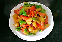 红烧土豆火腿肠红萝卜青椒的做法