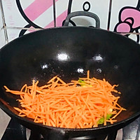 胡萝卜炒牛肉的做法图解6