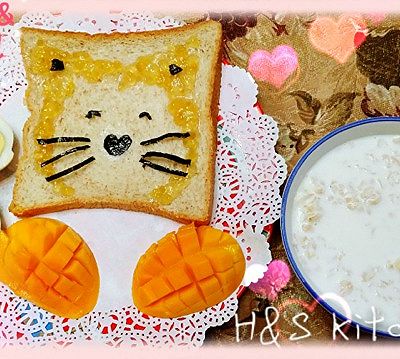 「Kid Menu」猫咪吐司+牛奶燕麦粥
