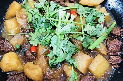 土豆炖牛肉