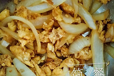 洋葱炒鸡蛋