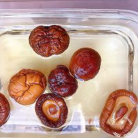 电饭锅煲仔饭的做法图解1