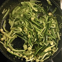 西葫芦烘蛋的做法图解5