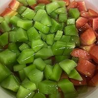 爽口鸡丁的做法图解2