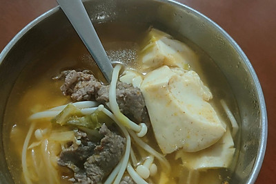 泡菜豆腐汤（少量牛肉）