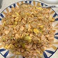 三文鱼炒饭的做法图解9