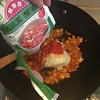 辣白菜午餐肉炒饭的做法图解3