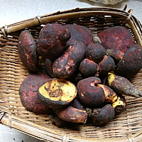 野生菌火腿鸡的做法图解1