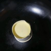 不用烤箱有口锅就能做的舒芙蕾#人人能开小吃店#的做法图解11