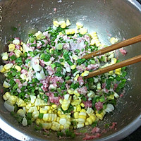 葱香玉米肉馅煎饼的做法图解5