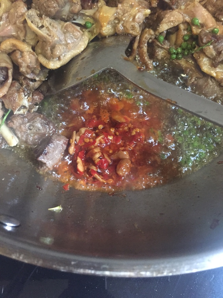 香辣啤酒鸭的做法图解3