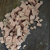 大豆火腿炒饭的做法图解3