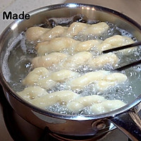 视频食谱～炸麻花的做法图解10