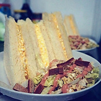 鸡蛋三明治的做法图解1