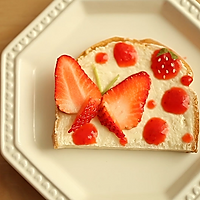 三款可爱的儿童节早餐草莓吐司片的做法图解17