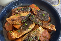 #秋天的第一条挪威青花鱼#红薯烧挪威青花鱼的做法