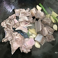 珐琅锅之红烧羊肉的做法图解3