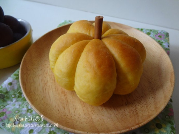在家也能轻松制作的营养早餐—红豆南瓜面包