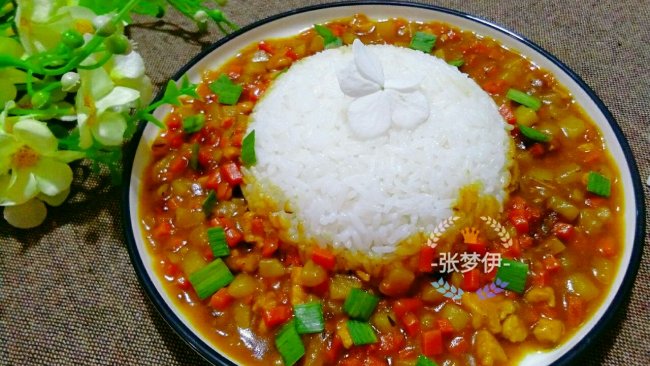 咖喱鸡肉饭【张梦伊】的做法