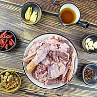 砂锅焖老鸭||家常菜的做法图解1