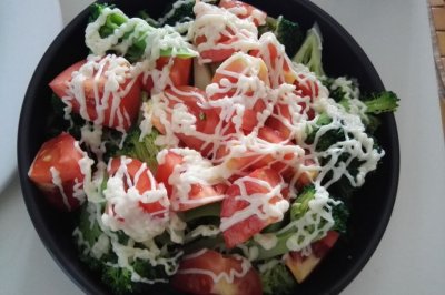 素食--西兰花番茄沙拉