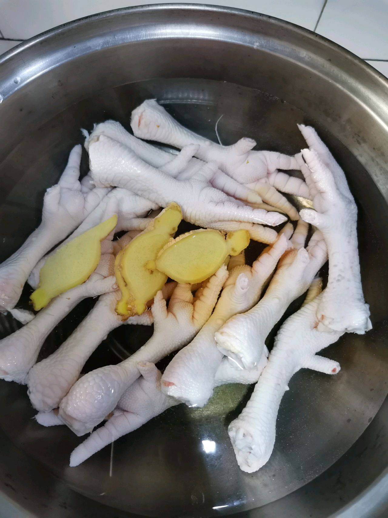 柠檬鸡爪怎么做_柠檬鸡爪的做法_豆果美食