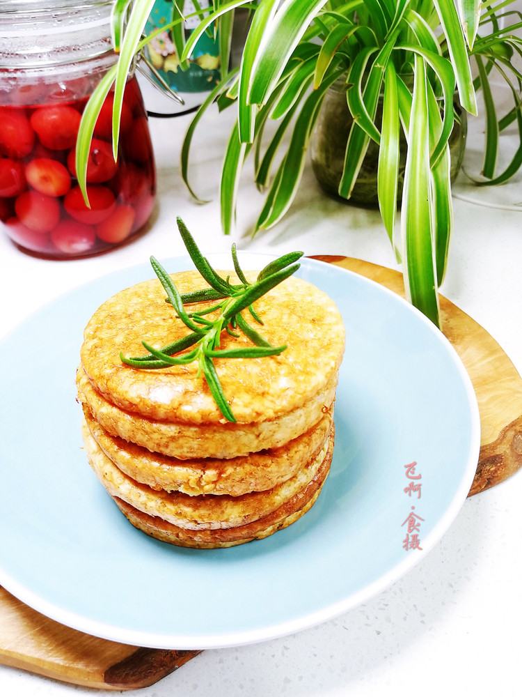 无油香蕉鸡蛋燕麦饼的做法